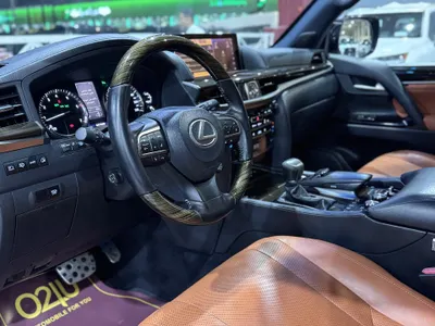 2018 لكزس إل إكس 570 اس