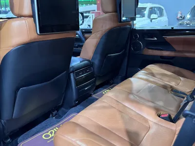 2018 لكزس إل إكس 570 اس