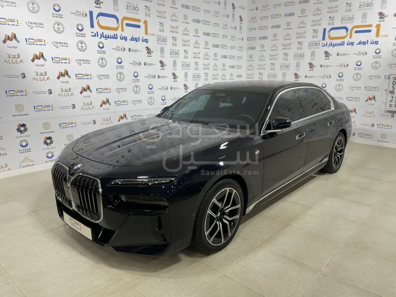2025 بي ام دبليو الفئة السابعة 740أي
