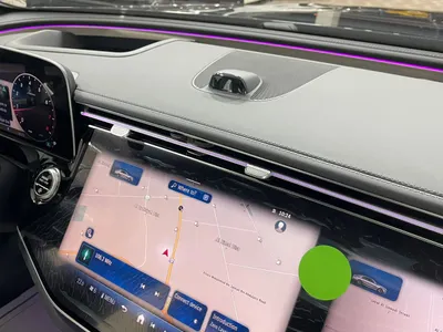 2025 مرسيدس - بنز إي 200