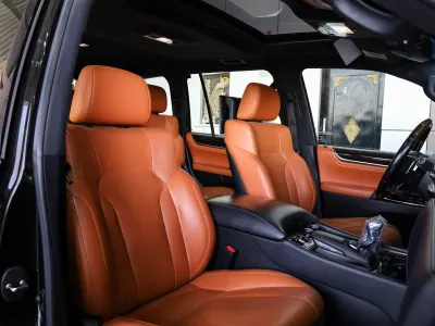 2017 لكزس إل إكس 570 اس