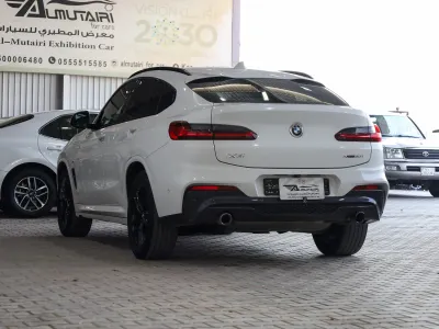 2020 بي ام دبليو الفئة اكس 4