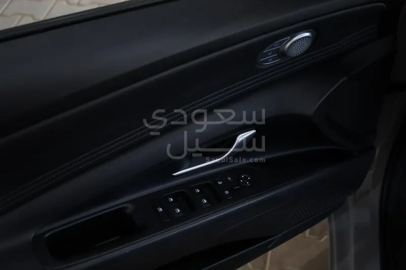 2023 هيونداي النترا