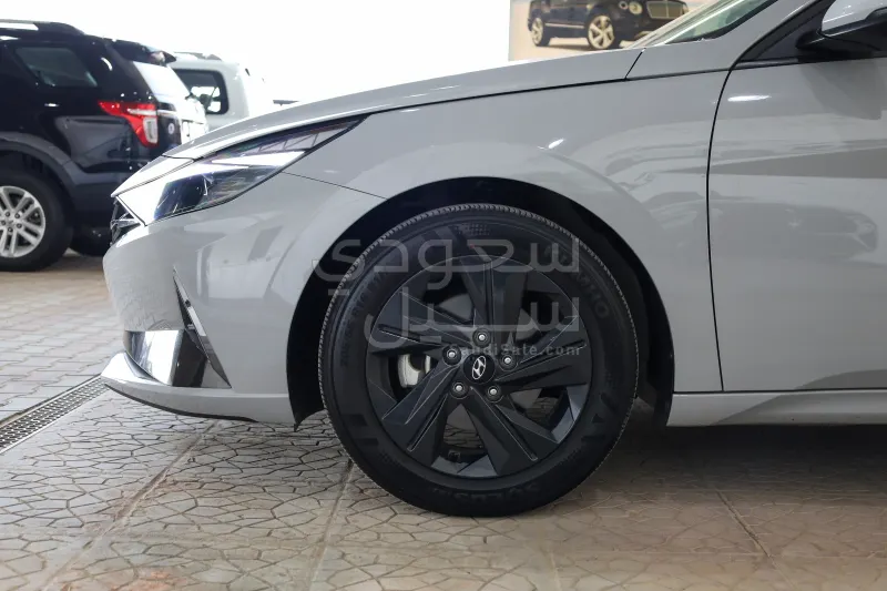 2023 هيونداي النترا