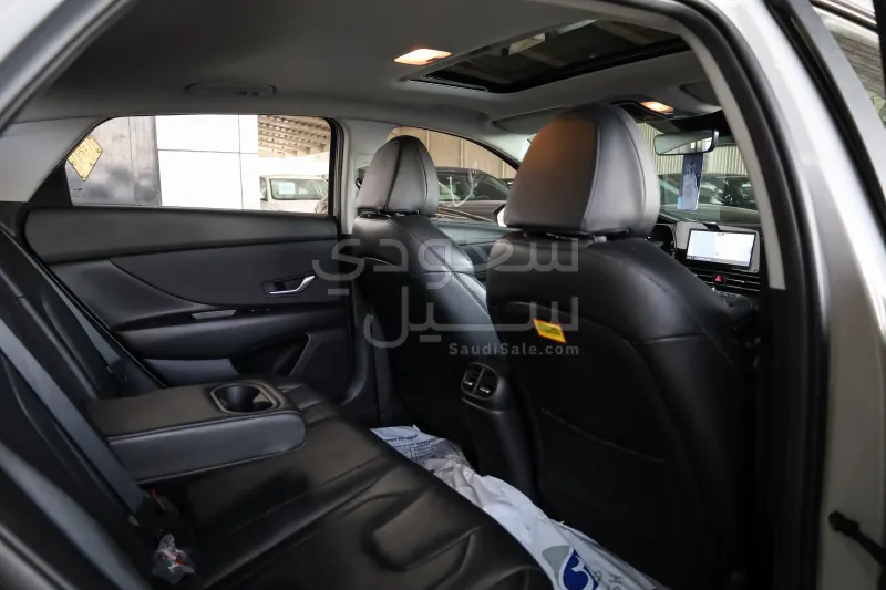 2023 هيونداي النترا