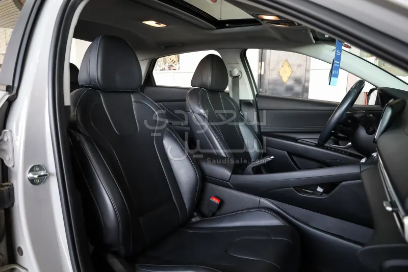 2023 هيونداي النترا