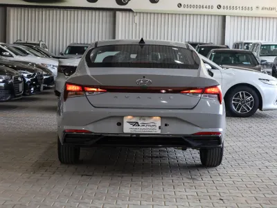 2023 هيونداي النترا