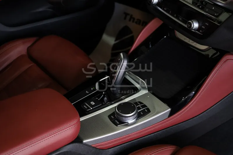 2020 بي ام دبليو الفئة اكس 4