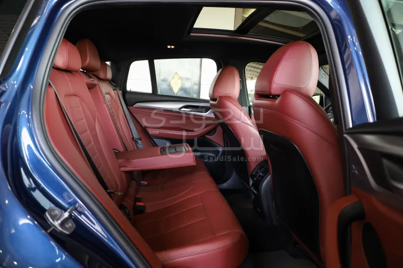 2020 بي ام دبليو الفئة اكس 4