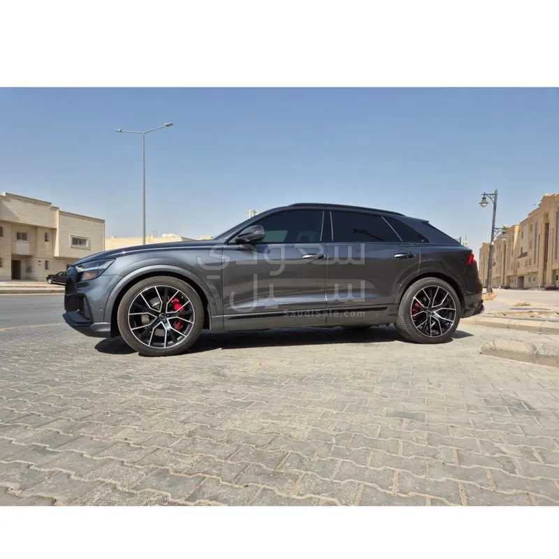 2023 اودي اس كيو 8