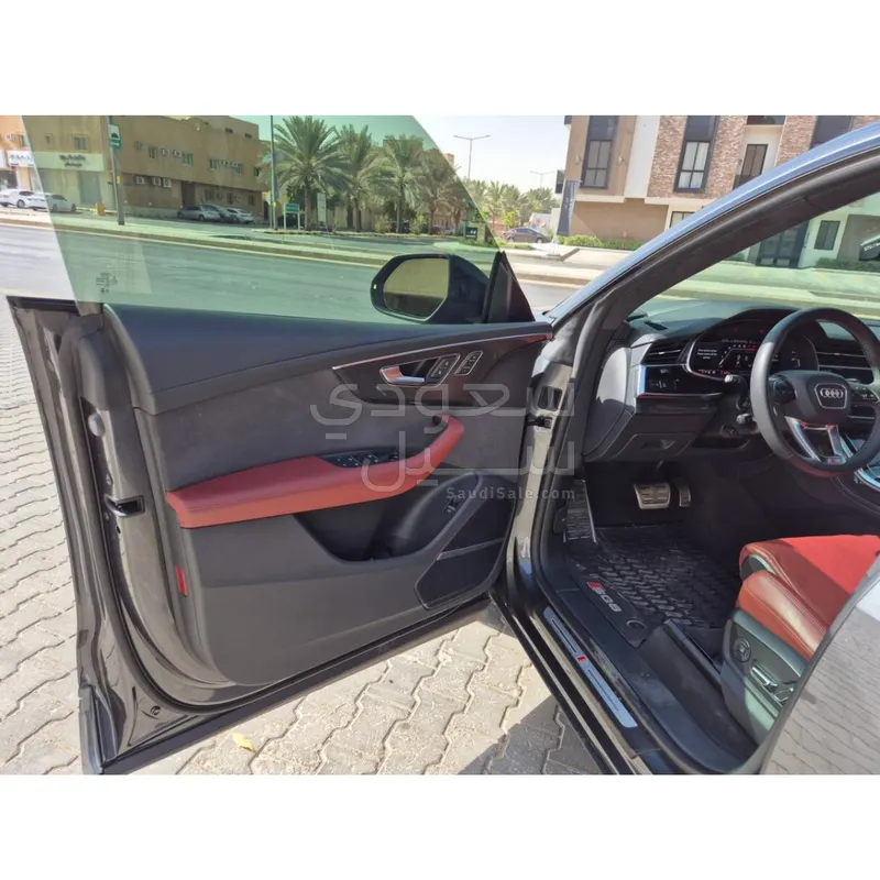 2023 اودي اس كيو 8