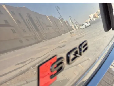 2023 اودي اس كيو 8