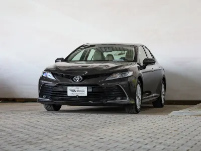 2022 تويوتا كامري جي ال اي