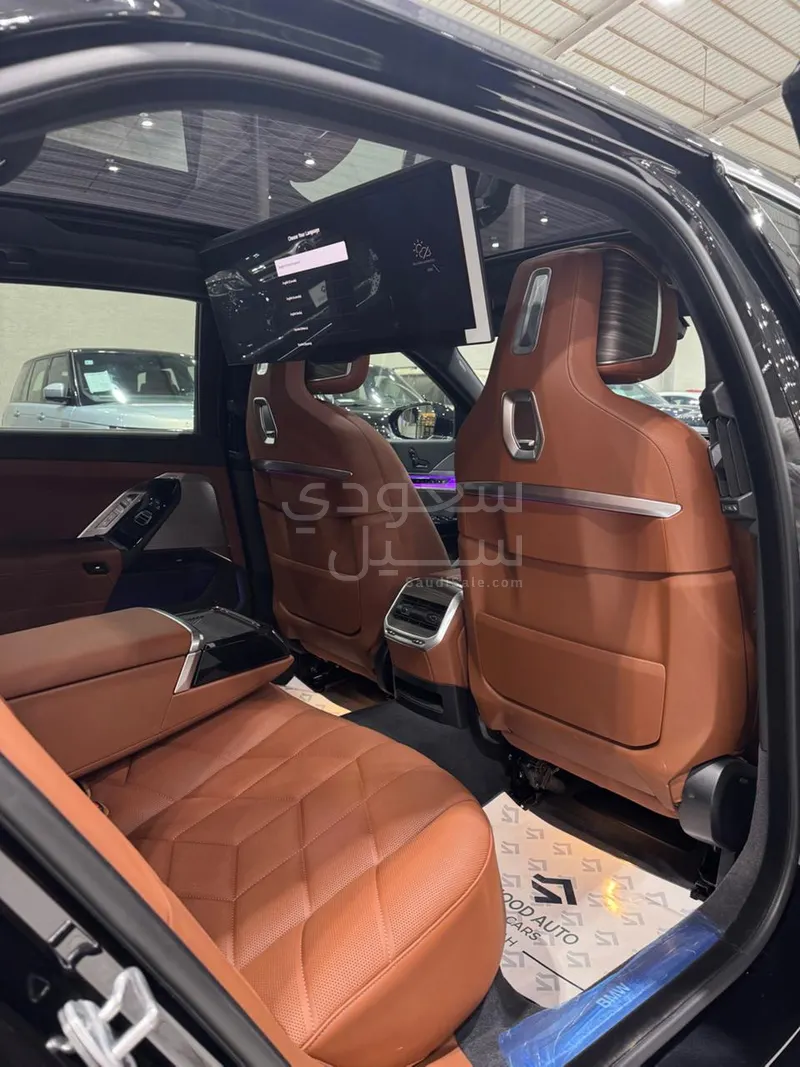 2026 بي ام دبليو الفئة السابعة 735أي