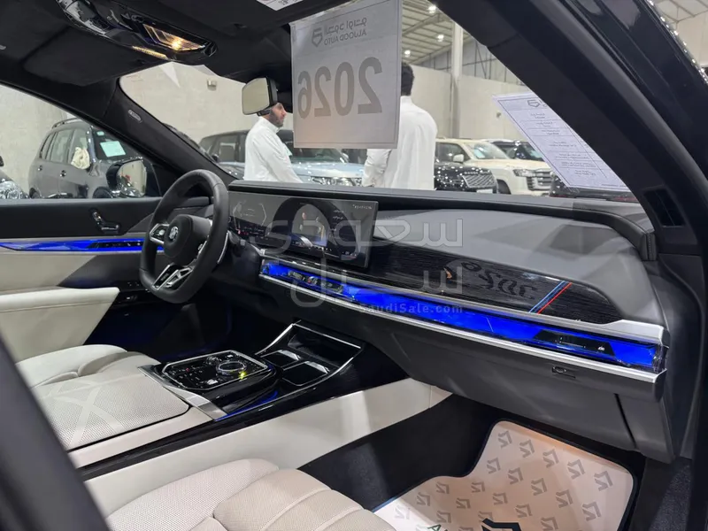 2026 بي ام دبليو الفئة السابعة 735 إل أي إنديفيجوال