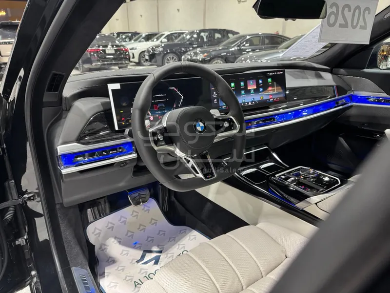 2026 بي ام دبليو الفئة السابعة 735 إل أي إنديفيجوال