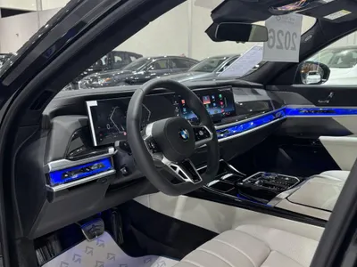 2026 بي ام دبليو الفئة السابعة 735 إل أي إنديفيجوال