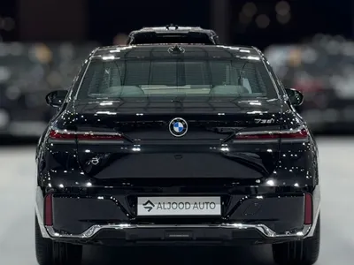 2026 بي ام دبليو الفئة السابعة 735 إل أي إنديفيجوال