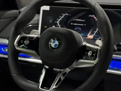 2026 بي ام دبليو الفئة السابعة 735 إل أي إنديفيجوال