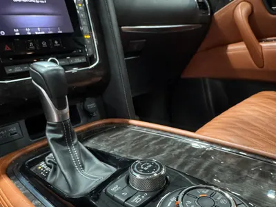 2021 نيسان باترول بلاتينيوم