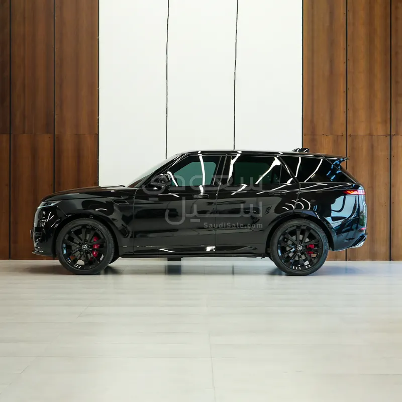 2026 لاند روفر رينج روفر سبورت اتش اس اي