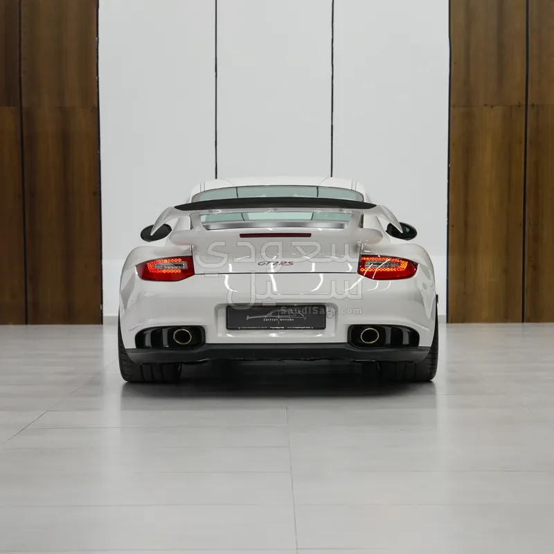 2011 بورش 911 جي تي 2 ار اس