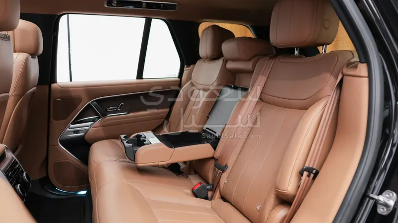 2025 لاند روفر رينج روفر فوج اس اي