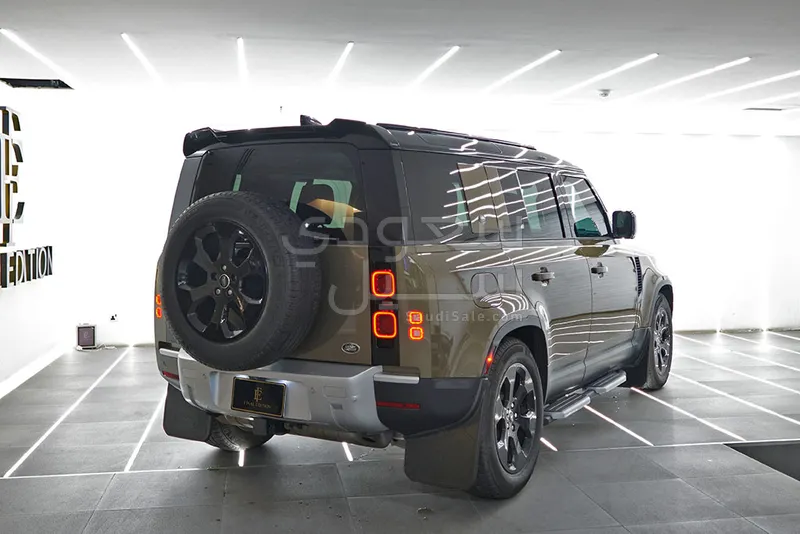 2020 Land Rover Defender HSE