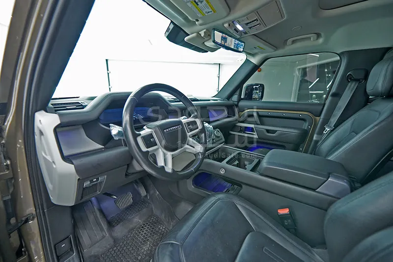 2020 Land Rover Defender HSE