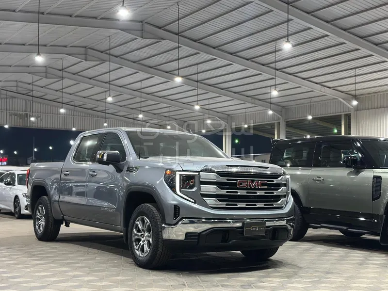 2024 GMC Sierra SLE