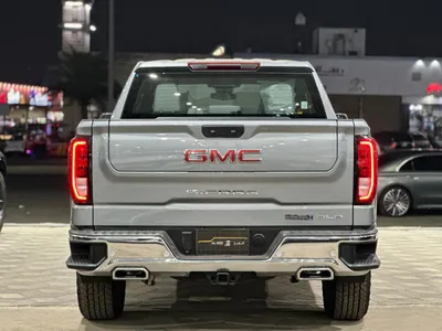 2024 GMC Sierra SLE