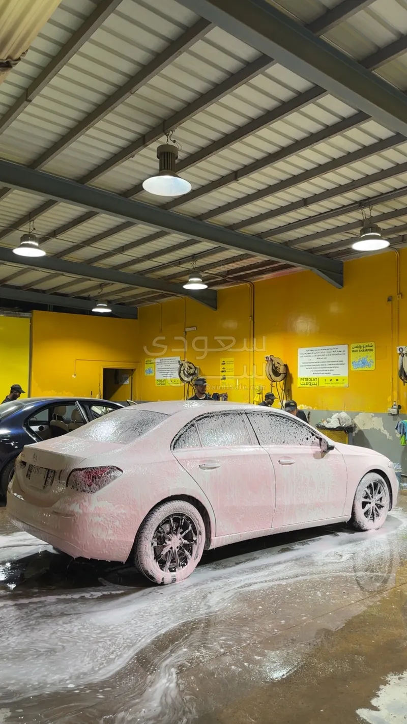 2020 مرسيدس - بنز أي 220