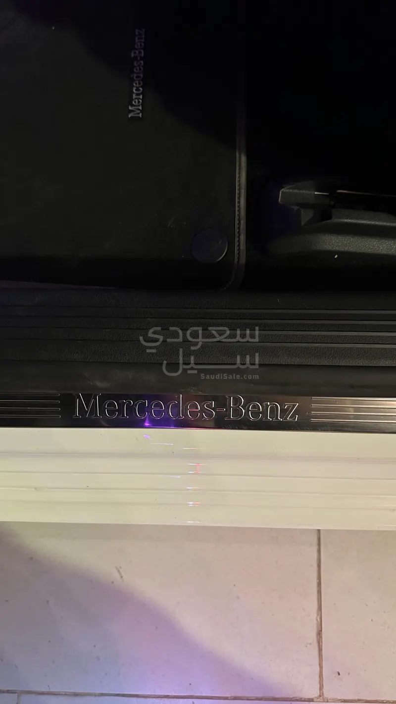 2020 مرسيدس - بنز أي 220