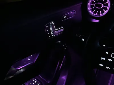 2020 مرسيدس - بنز أي 220