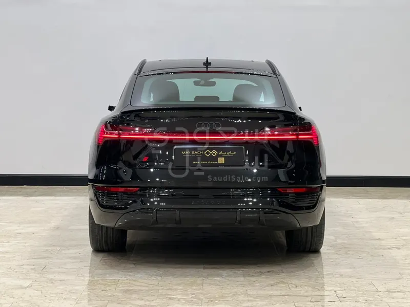 2024 اودي إي ترون