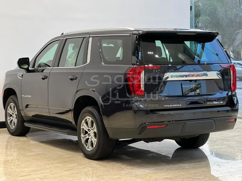 2023 جي ام سي يوكون اس ال اي