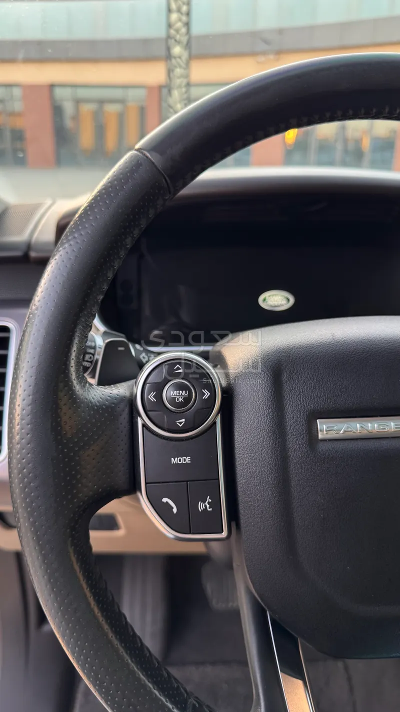 2016 لاند روفر رينج روفر سبورت سوبر تشارج