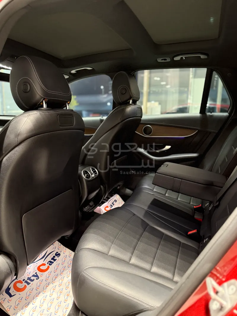 2020 مرسيدس - بنز جي إل سي 200