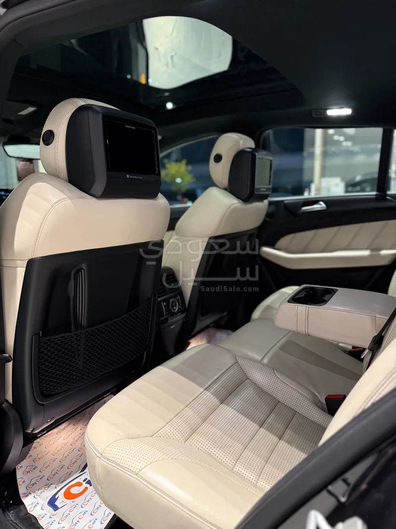 2016 مرسيدس - بنز جي إل إي 63إس أي إم جي