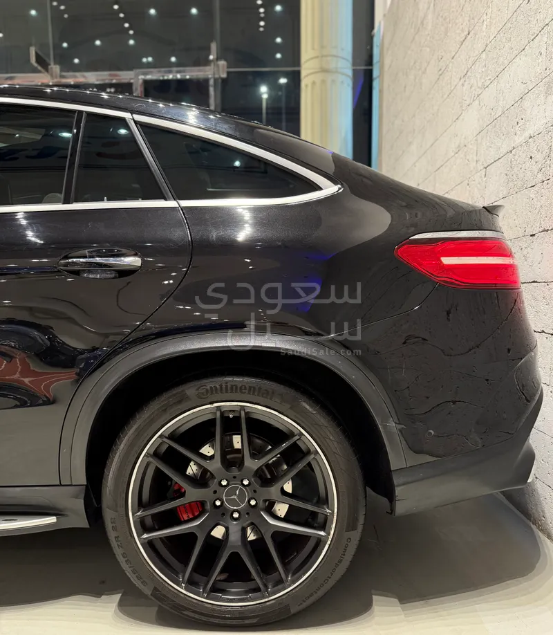 2016 مرسيدس - بنز جي إل إي 63إس أي إم جي