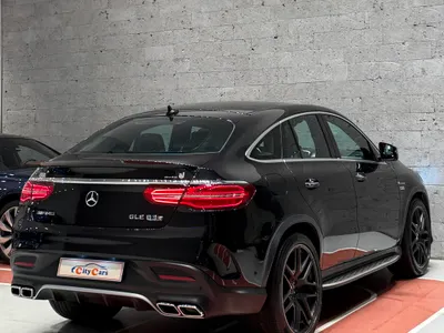 2016 مرسيدس - بنز جي إل إي 63إس أي إم جي