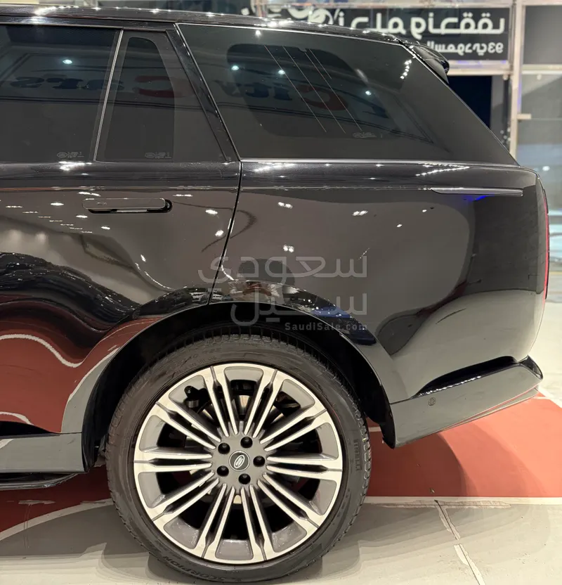 2024 لاند روفر رينج روفر اوتوبيوغرافي