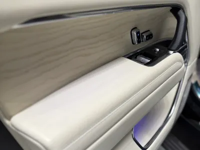 2024 لاند روفر رينج روفر اوتوبيوغرافي