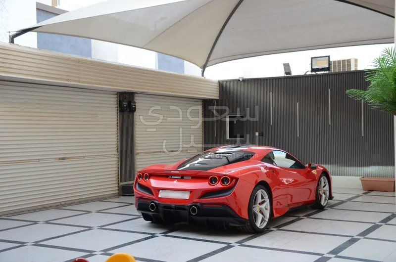 2020 فيراري اف 8 تريبوتو