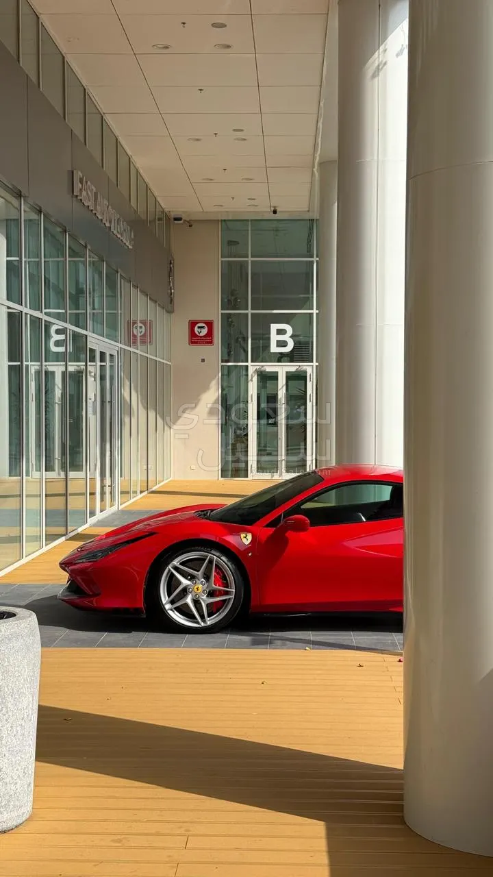 2020 فيراري اف 8 تريبوتو