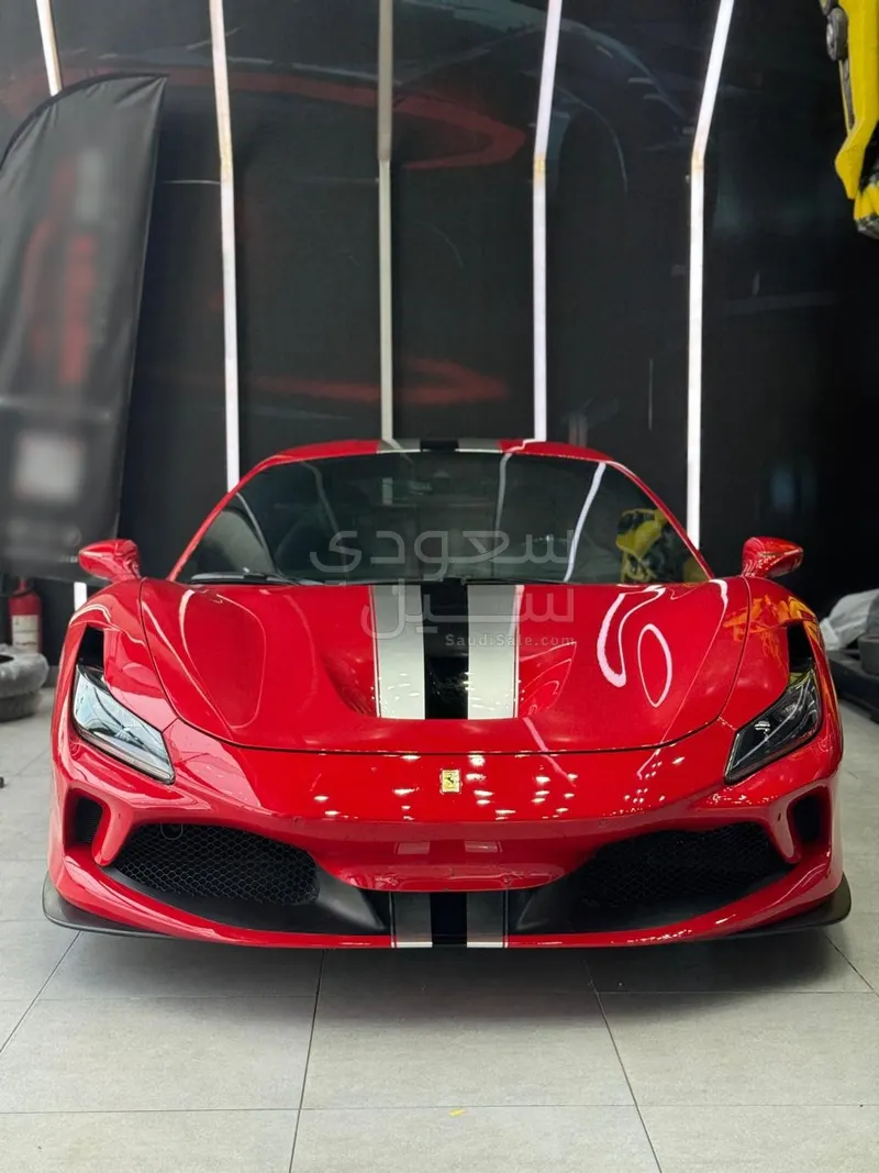 2020 فيراري اف 8 تريبوتو