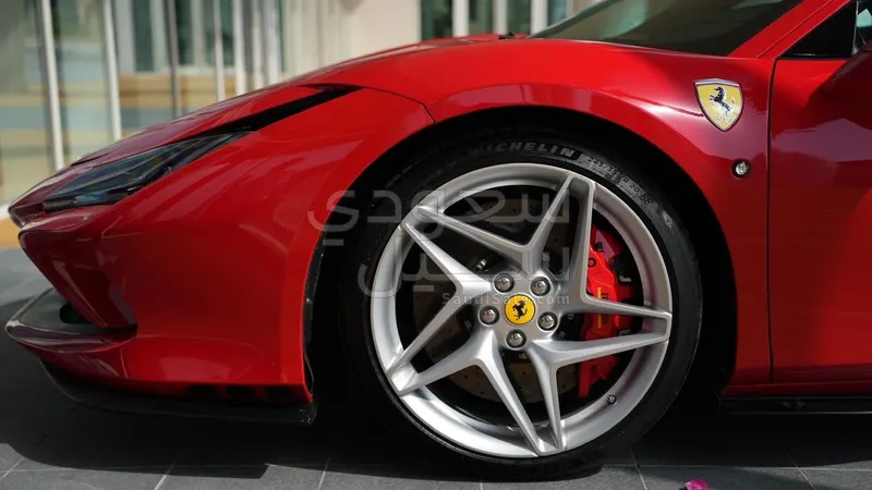 2020 فيراري اف 8 تريبوتو