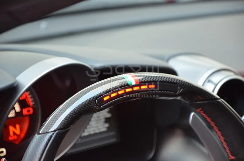 2020 فيراري اف 8 تريبوتو