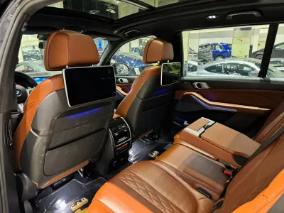 2022 بي ام دبليو الفئة اكس 7 إم كت