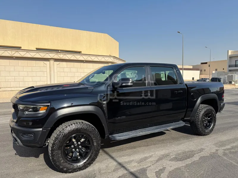 2022 دودج رام تي ار اكس